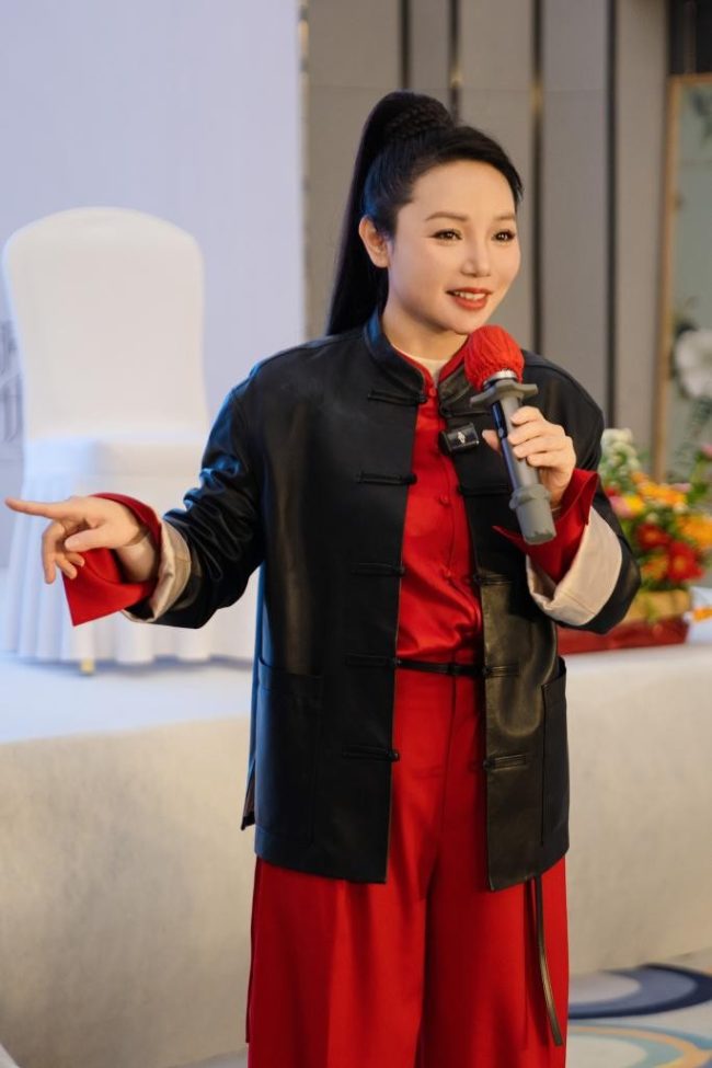 朱红兰“红兰ip定位管理学”为教育与心理咨询行业赋能